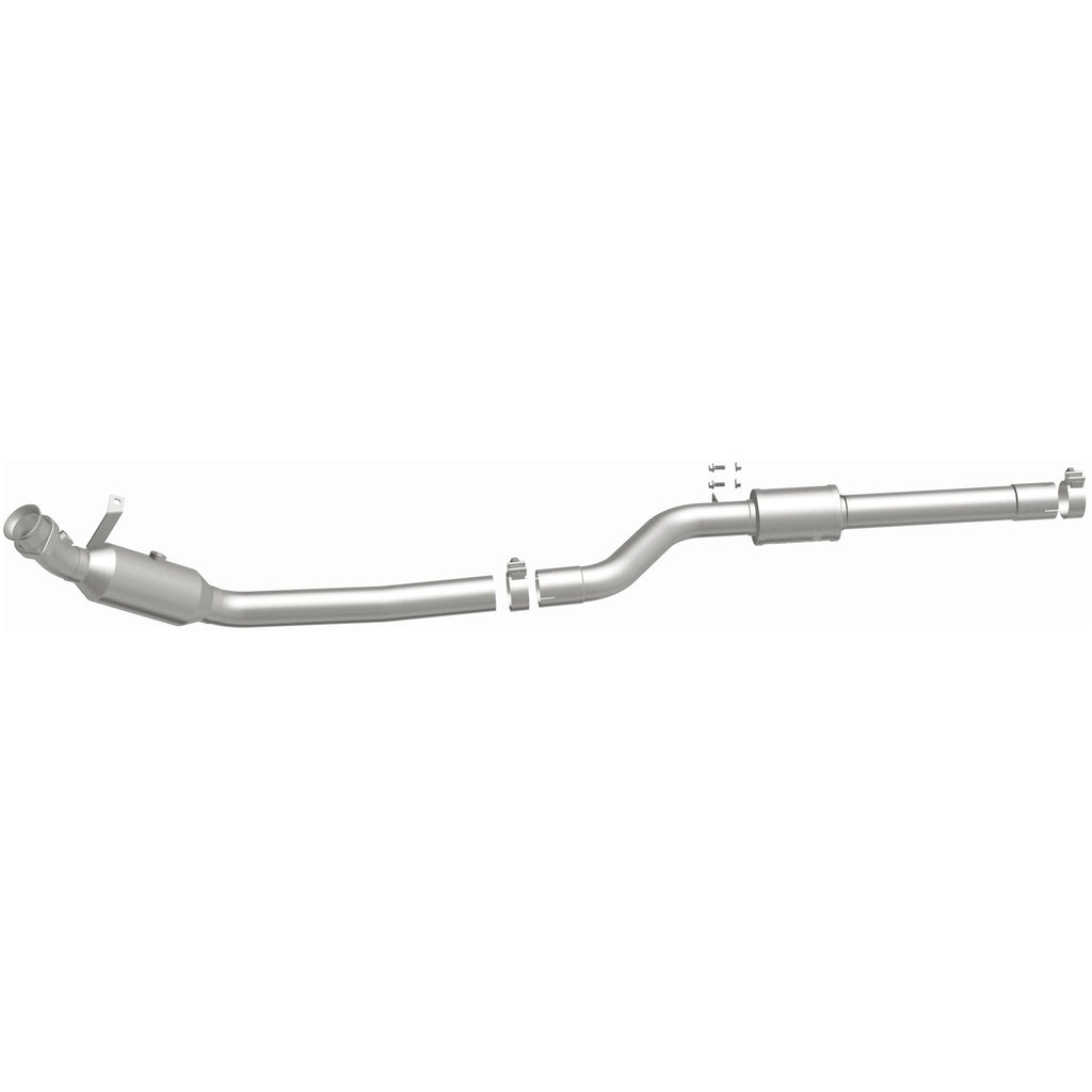 Magnaflow Conv DF 2013-2017 SL550 V8 4.6 OEM Underbody (21-571)