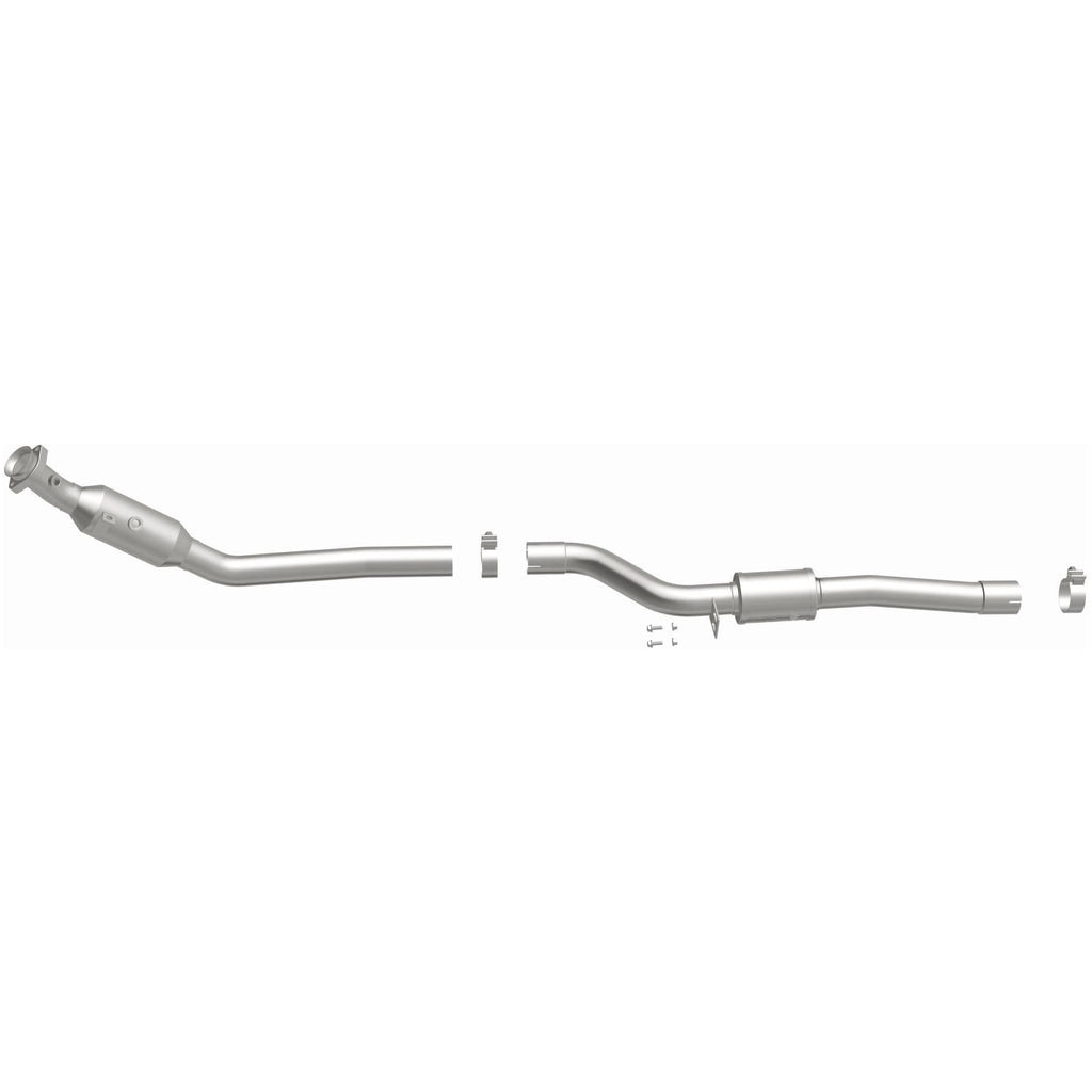Magnaflow Conv DF 2013-2017 SL550 V8 4.6 OEM Underbody (21-572)