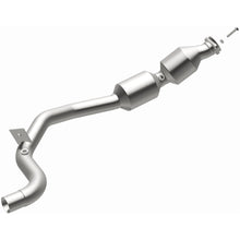 Load image into Gallery viewer, Magnaflow 14-17 Range Rover V6 3 OEM Underbody Direct Fit Converter (21-607)