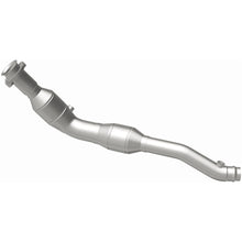 Load image into Gallery viewer, MagnaFlow Conv DF 2014-2016 Land Rover LR4 V6 3 OEM Underbody (21-717)