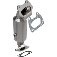 Load image into Gallery viewer, MagnaFlow Converter Direct Fit 17-18 Chrysler Pacifica 3.6L (21-950)