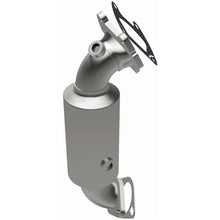 Load image into Gallery viewer, MagnaFlow Converter Direct Fit 17-18 Chrysler Pacifica 3.6L (21-950)