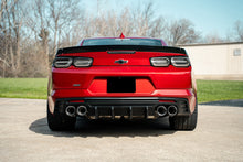 Load image into Gallery viewer, Corsa Performance Quad 4.5 Inch Carbon Fiber Polished Tip Kit 16-24 Chevrolet Camaro SS/16-24 Chevrolet Camaro ZL1 (21835CF)