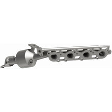 Load image into Gallery viewer, MagnaFlow Converter Direct Fit 16-17 Lexus GX460 4.6L (22-031)