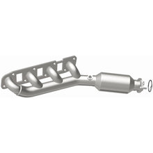 Load image into Gallery viewer, Magnaflow 11-13 QX56 V8 5.6 OEM Manifold Direct Fit Converter (22-035)