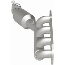 Load image into Gallery viewer, Magnaflow 11-13 QX56 V8 5.6 OEM Manifold Direct Fit Converter (22-036)