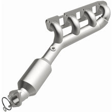 Load image into Gallery viewer, Magnaflow 11-13 QX56 V8 5.6 OEM Manifold Direct Fit Converter (22-036)