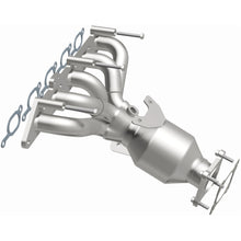 Load image into Gallery viewer, Magnaflow 01-05 Volvo S60/V70 2.4L Direct Fit Converter (22-138)