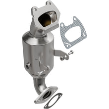Load image into Gallery viewer, Magnaflow 14-17 ProMaster 1500 V6 3.6 OEM Manifold Direct Fit Converter (22-192)