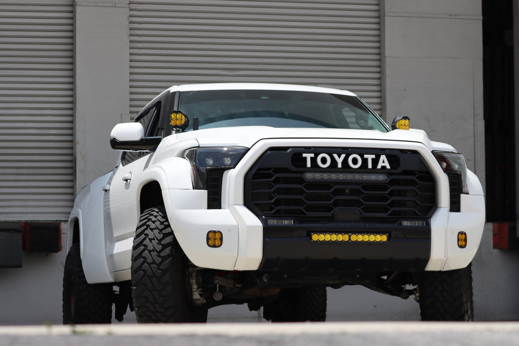 22-25 Toyota Tundra/Sequoia LUXX-Series LED Projector Headlights Black