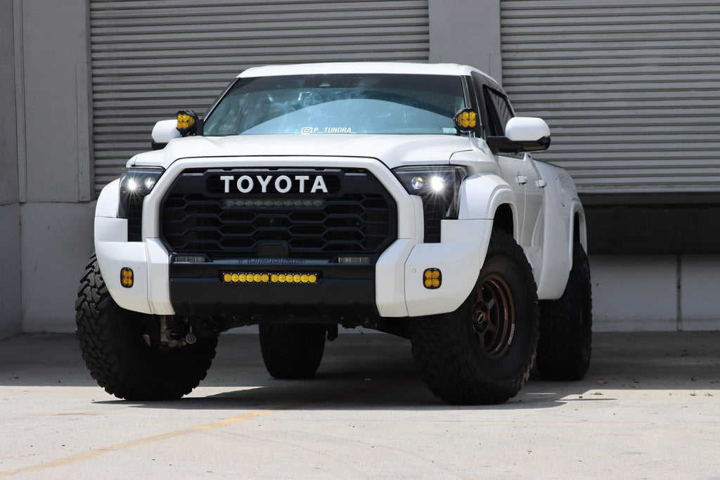 22-25 Toyota Tundra/Sequoia LUXX-Series LED Projector Headlights Black