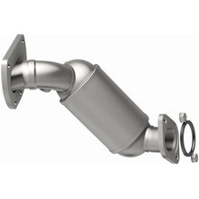Load image into Gallery viewer, MagnaFlow 2020 Toyota Highlander V6 3.5L OEM Grade Direct-Fit Catalytic Converter (22-270)