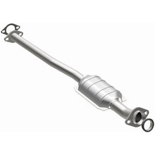 Load image into Gallery viewer, MagnaFlow Conv Direct Fit Chevrolet-Geo 2001 (22614)