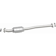 Load image into Gallery viewer, MagnaFlow Conv Direct Fit Chevrolet-Geo 2001 (22614)