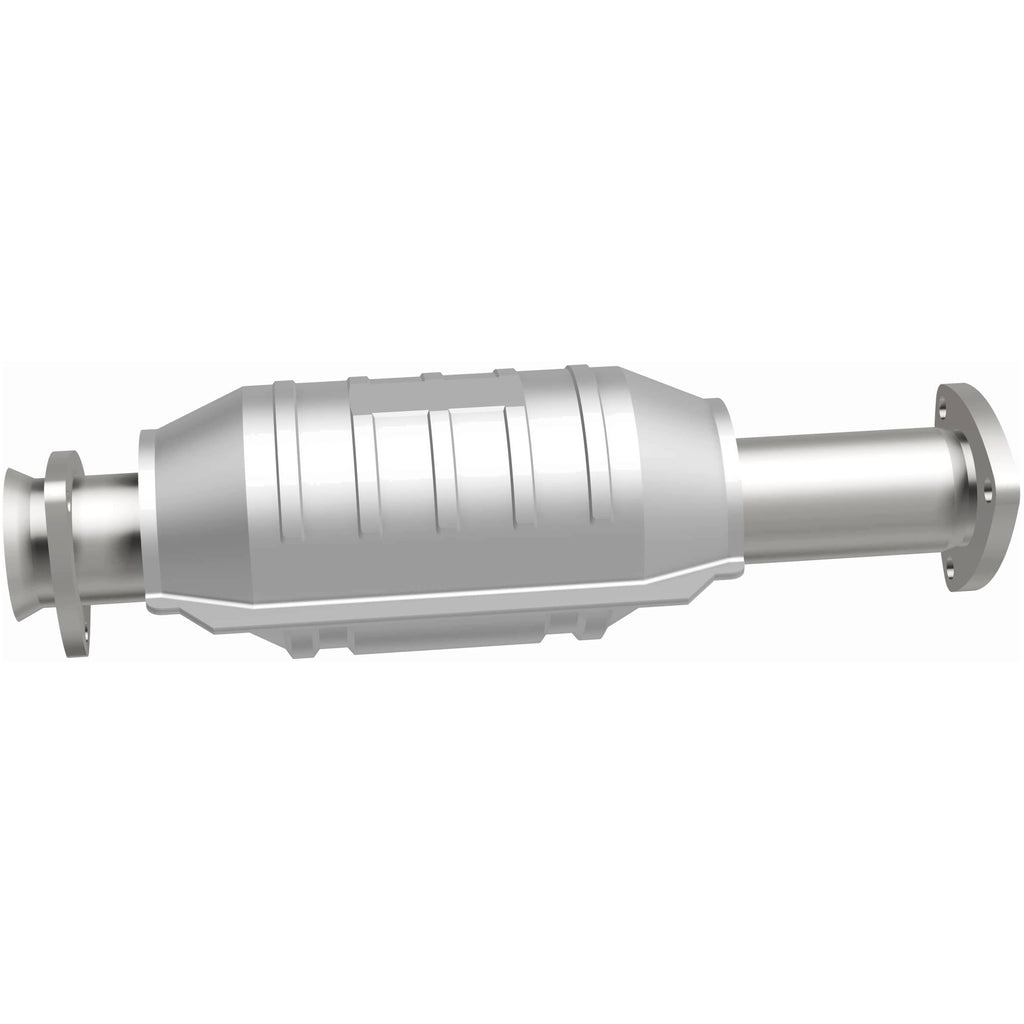 MagnaFlow Conv Saab 900 81-90 15.25X5X4 2/2 (22833)