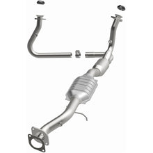 Load image into Gallery viewer, MagnaFlow Conv DF 01-05 Chevrolet Blazer 4.3L 4WD (23139)