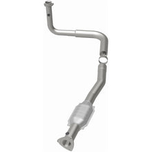 Load image into Gallery viewer, MagnaFlow Conv DF 97-00 GM Van 5.7L Lf (23142)