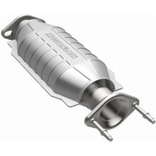 Load image into Gallery viewer, MagnaFlow Conv DF 98-00 Kia Sportage Rear (23281)
