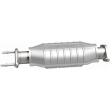 Load image into Gallery viewer, MagnaFlow Conv DF 98-00 Kia Sportage Rear (23281)