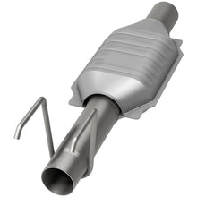 Load image into Gallery viewer, MagnaFlow Conv Dir Fit B1500/2500/3500 94-97 (23292)