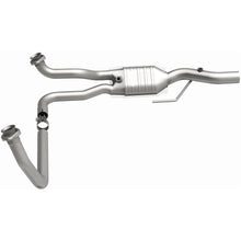 Load image into Gallery viewer, MagnaFlow Conv DF 98-99 Dodge Van 3.9L/5.2L/5 (23295)