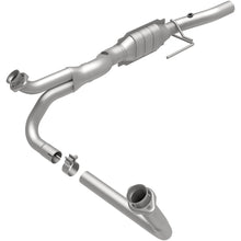 Load image into Gallery viewer, MagnaFlow Conv DF 00-01 Dodge Ram 3500 Van (23298)