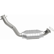 Load image into Gallery viewer, MagnaFlow Conv DF 97-01 Explorer-Mountaineer (23315)