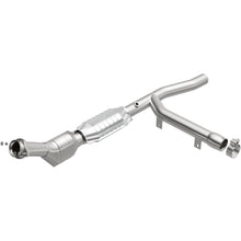 Load image into Gallery viewer, MagnaFlow Conv DF 97-98 F150/F250 4.2L 2Wd Pa (23317)