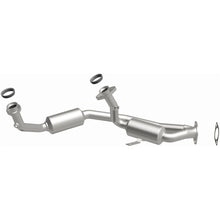 Load image into Gallery viewer, MagnaFlow Conv DF 94-95 Ford Taurus/Sable 3.0 (23356)