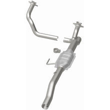 Load image into Gallery viewer, MagnaFlow Conv DF 01 Dodge Ram 1500 Pick up (23500)
