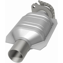 Load image into Gallery viewer, MagnaFlow Conv DF 96-99 Taurus 3.4L Rear Co (23532)