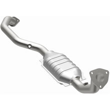 Load image into Gallery viewer, MagnaFlow Conv DF 98-02 3.5L Isuzu Trooper PS (23634)