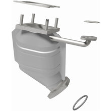 Load image into Gallery viewer, MagnaFlow Conv DF 84-87 Honda Civic/CRX 1.5L (23649)