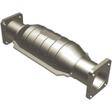 MagnaFlow Conv Geo-Isuzu 14X6.5X4 2.5/2.5 (23650)