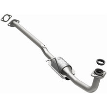 Load image into Gallery viewer, MagnaFlow Conv DF 95-96 Geo Metro 1.0L (23654)