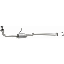 Load image into Gallery viewer, MagnaFlow Conv DF 95-96 Geo Metro 1.0L (23654)
