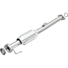 Load image into Gallery viewer, MagnaFlow 99-03 Chevrolet Tracker / Suzuki Vitara 1.6L/2.0L Direct-Fit Catalytic Converter (23749)