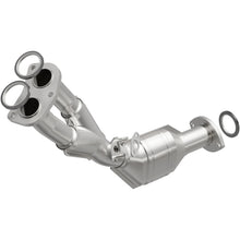 Load image into Gallery viewer, MagnaFlow Conv DF 01-04 Tacoma 2.7L front 49S (23755)