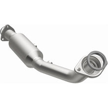 Load image into Gallery viewer, MagnaFlow Conv DF 02-06 Honda CR-V 2.4L (49 State) (23766)