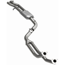 Load image into Gallery viewer, MagnaFlow Conv DF 92-95 BMW 325i 2.5L (23802)