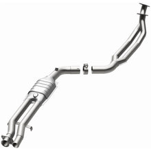 Load image into Gallery viewer, MagnaFlow Conv DF 92-95 BMW 325i 2.5L (23802)