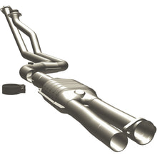 Load image into Gallery viewer, MagnaFlow Conv DF 88-91 Mercedes 300SE 3.0L (23837)