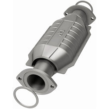 Load image into Gallery viewer, MagnaFlow Conv DF Tacoma 95-98 2.7L/3.4L (23882)