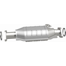 Load image into Gallery viewer, MagnaFlow Conv DF Toyota 81-83 (23895)