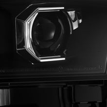 Load image into Gallery viewer, 24-25 Toyota Tacoma / 25-up 4Runner LUXX-Series LED Projector Headlights Black