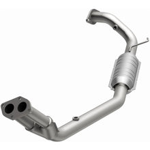 Load image into Gallery viewer, MagnaFlow Conv DF 98-00 Isuzu Amigo 2.2L (24040)