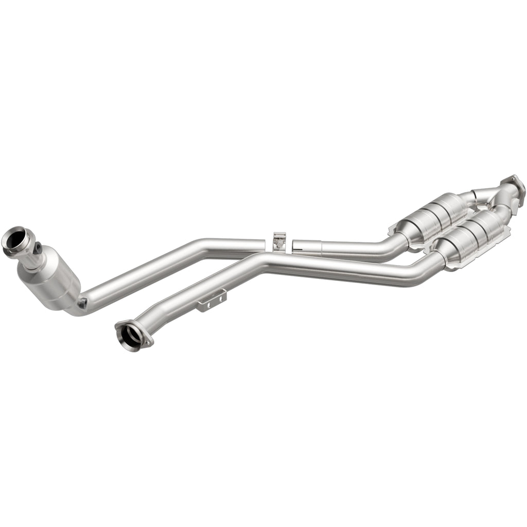 MagnaFlow Conv DF 99-00 Mercedes CLK320 3.2L (24044)