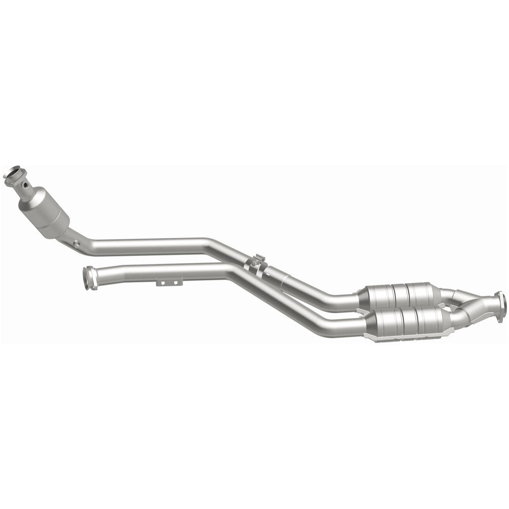 MagnaFlow Conv DF 99-00 Mercedes CLK320 3.2L (24044)