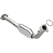 Load image into Gallery viewer, MagnaFlow Conv DF 03-06 Hummer H2 6.0L P/S (24083)