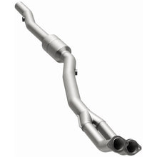 Load image into Gallery viewer, MagnaFlow Conv DF 96-97 BMW 840 4.4L Passenger Side (24131)